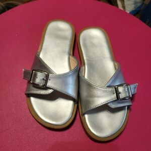 Girls Metallic Silver Slides Sz 29